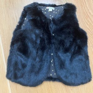 Crewcuts Girls M. Navy Faux fur vest. Great for the holidays!